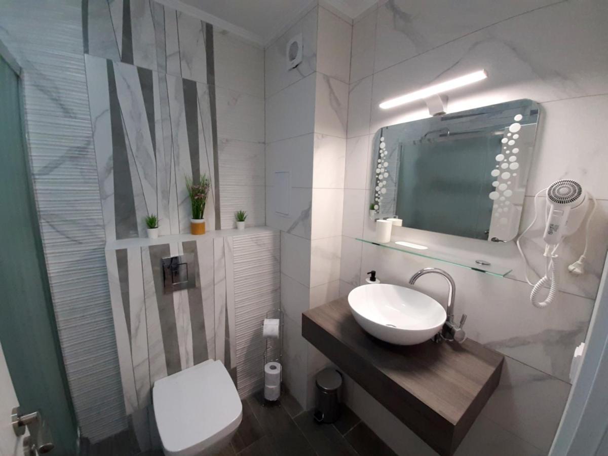 Bbr26- Sea View First Line Apartment Sarafovo بورغاس المظهر الخارجي الصورة